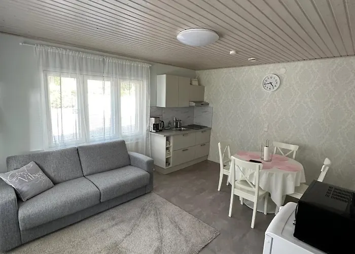 شقة Iiris إيماترا